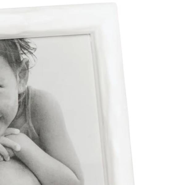 Vintage Urban White Frame