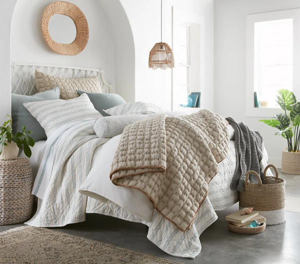 Claudia Collection