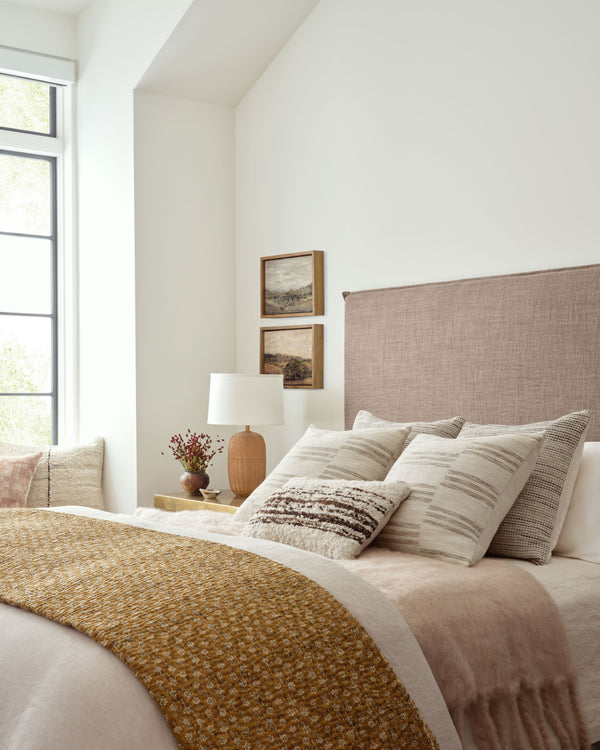 Amber Lewis x Loloi Morro Natural / Grey 22'' x 22'' Cover w/Poly Pillow