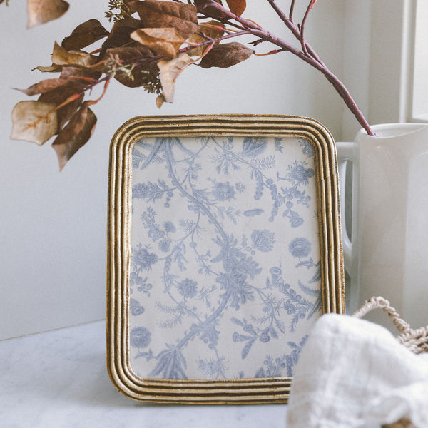 Rounded Edge Photo Frame