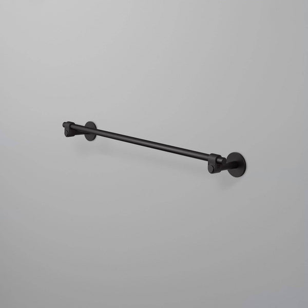 TOWEL RAIL / CAST / MEDIUM