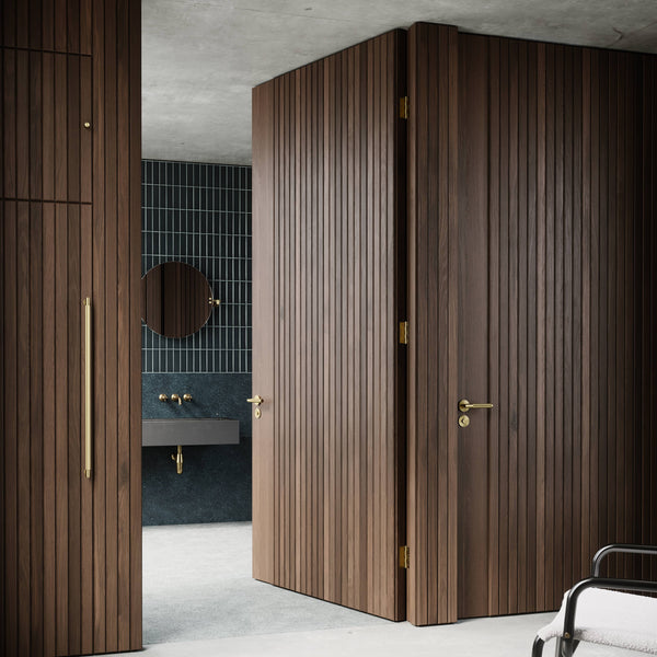 CLOSET BAR / CROSS