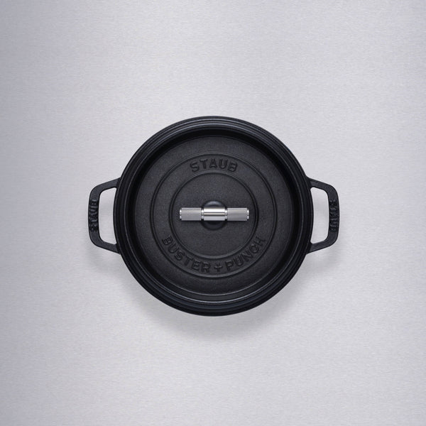 COCOTTE / 9.45 INCHES / CROSS / STAUB / BLACK