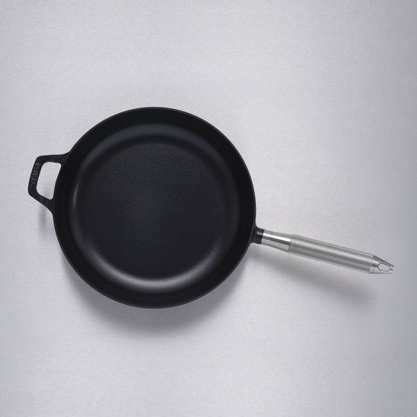 PAN / 11.02 INCHES / CROSS / STAUB / STEEL