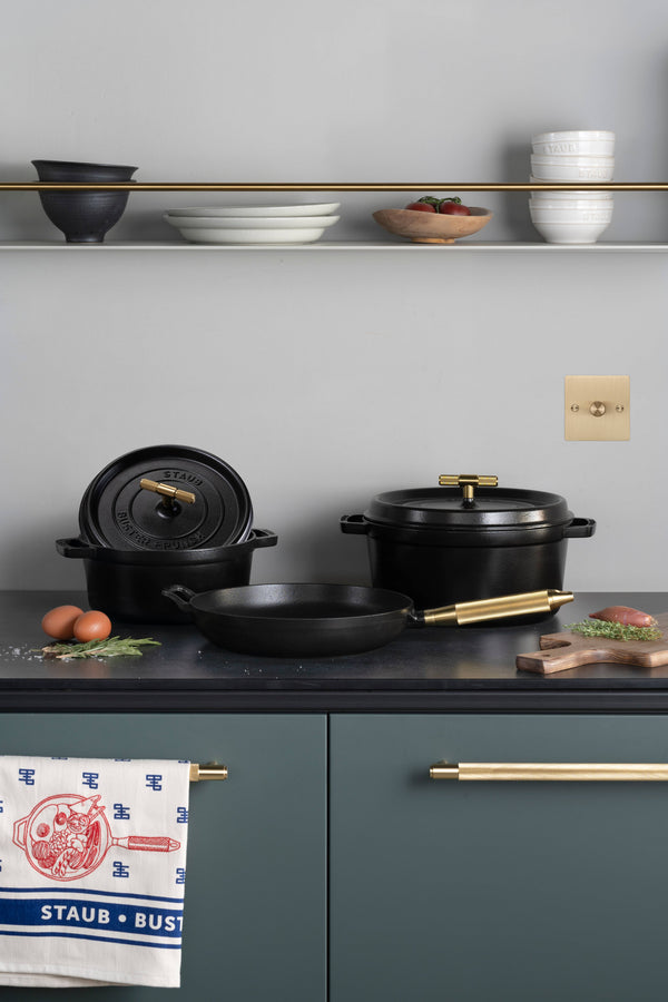 COCOTTE / 11.02 INCHES / CROSS / STAUB