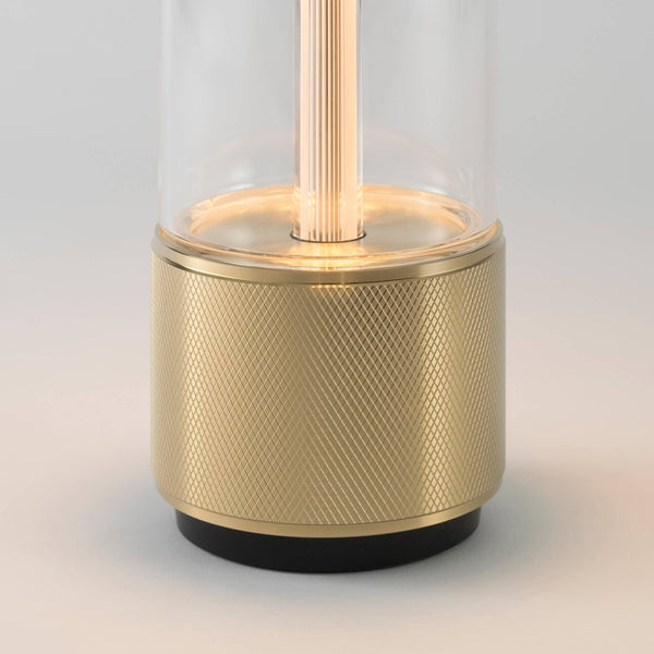 TAKEOUT / PORTABLE LIGHT / CROSS
