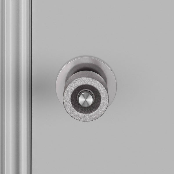 DOOR KNOB SET / CAST