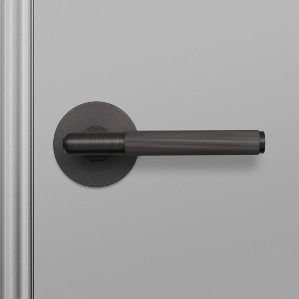 DOOR HANDLE / PASSAGE / LINEAR