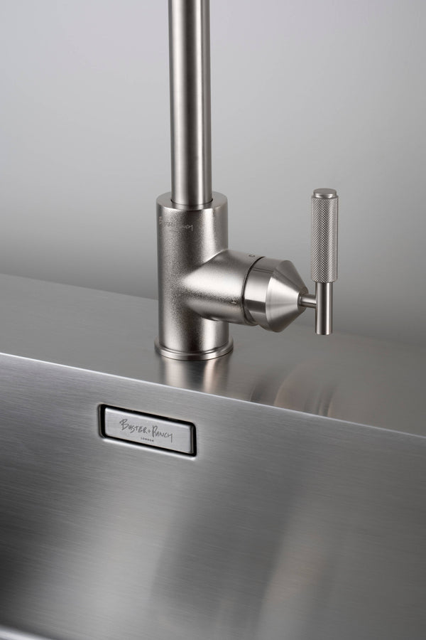 KITCHEN FAUCET / PULL-OUT WITH DUAL SPRAY / CROSS