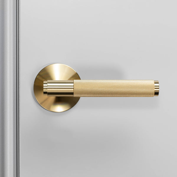 DOOR HANDLE / FIXED / 2-9/16 INCH ROSE / CROSS