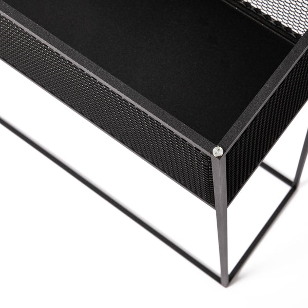 MESHED / PLANTER