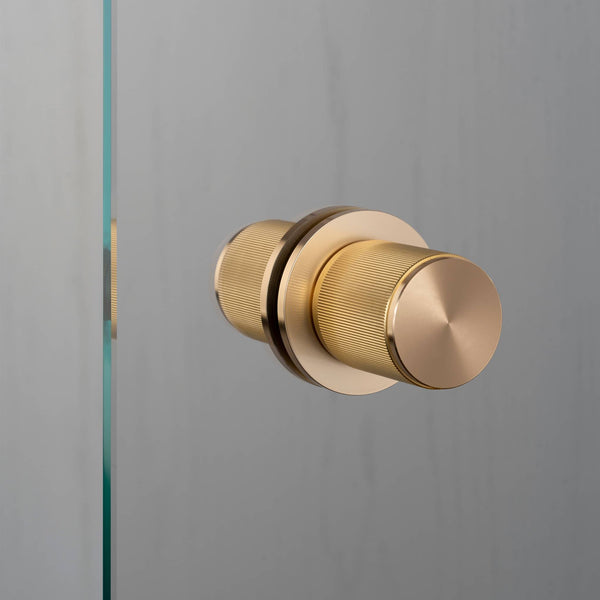 DOOR KNOB / PASSAGE / LINEAR