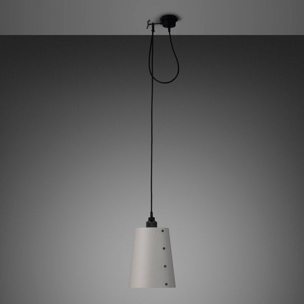 HOOKED 1.0 / LARGE / CROSS / STONE