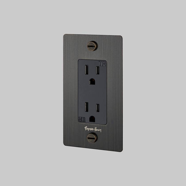 1G DUPLEX OUTLET / WITH LOGO