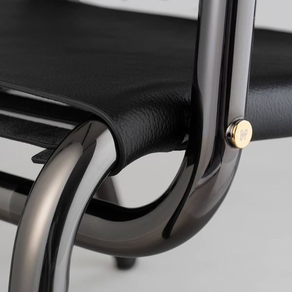 THE CHOPPER CHAIR