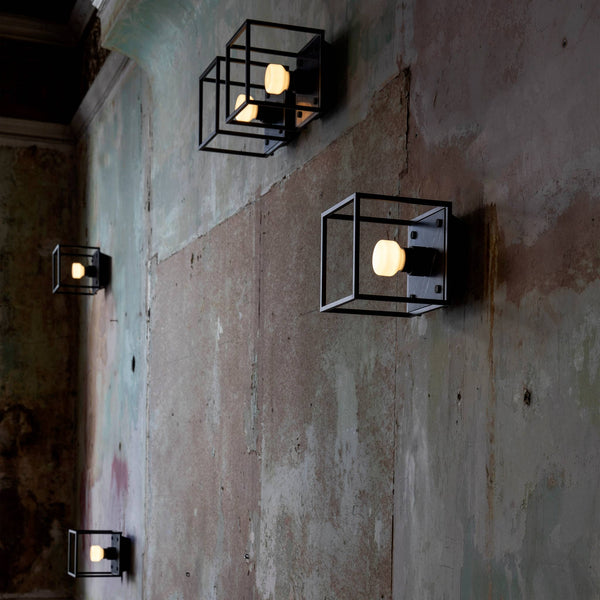 CAGED / SMALL / CROSS / BLACK MARBLE
