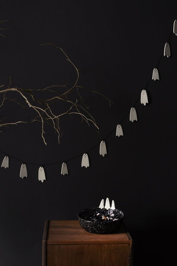 Ghost Garlands