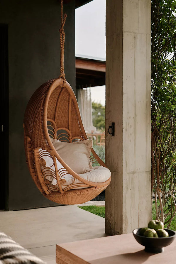 Indoor/Outdoor Hanging Chair