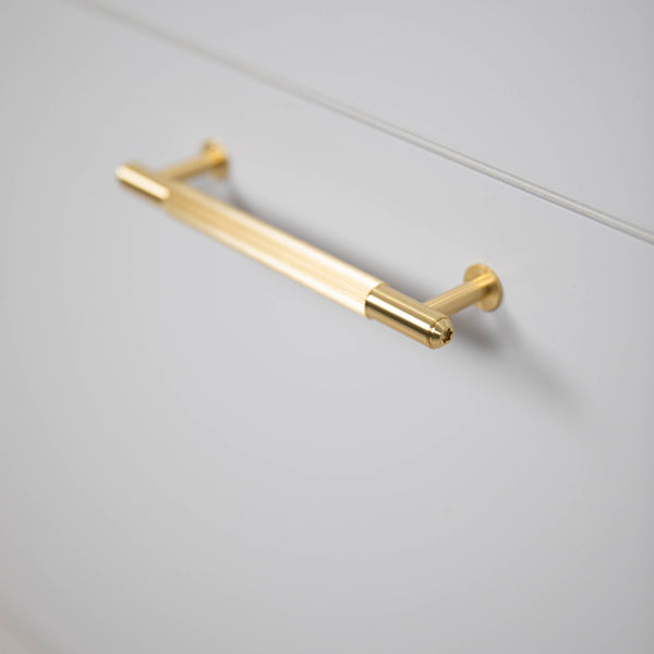 PULL BAR / LINEAR