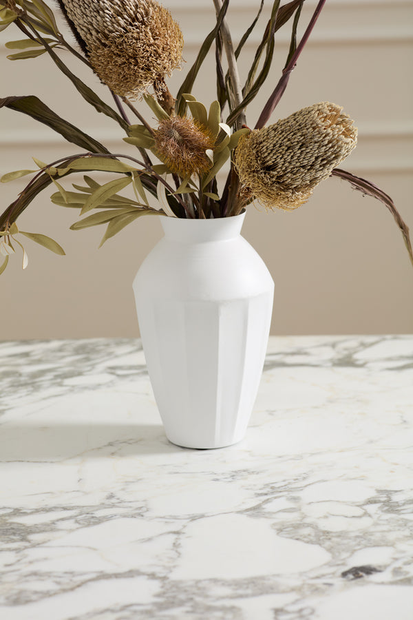 Dulce Vase