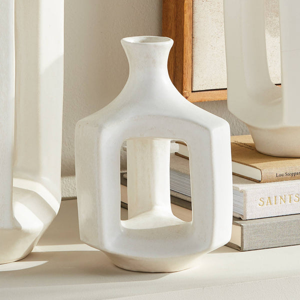 Sonya Vase Short, White