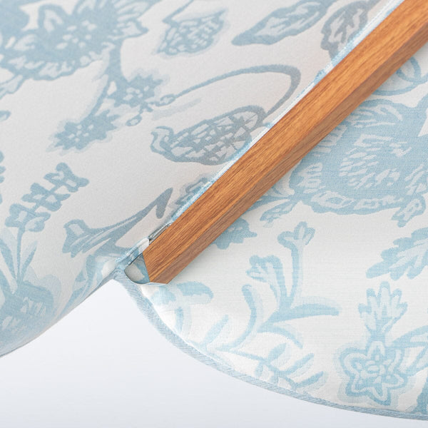 The Resort Market Umbrella / Hanalei Bay Blue Jacquard