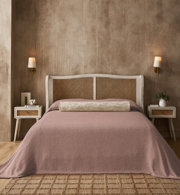 Annie King Bedspread