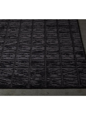 Keira Rug - Add a touch of luxury and elegance to your space w