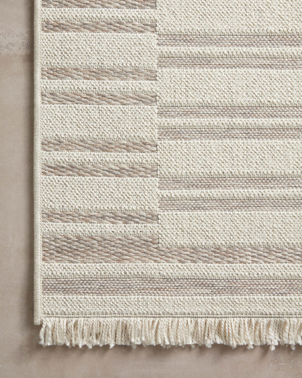 Amber Lewis x Loloi Malibu Ivory / Dove 2'-3" x 3'-9" Accent Rug