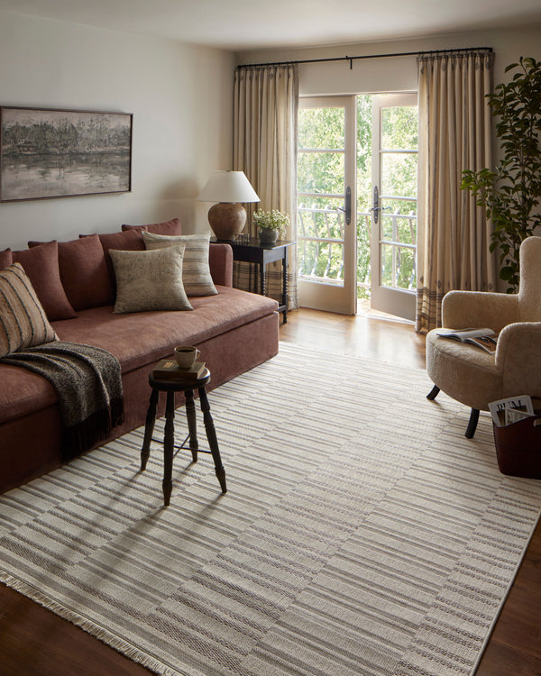 Amber Lewis x Loloi Malibu Ivory / Dove 5'-1" x 7'-7" Area Rug