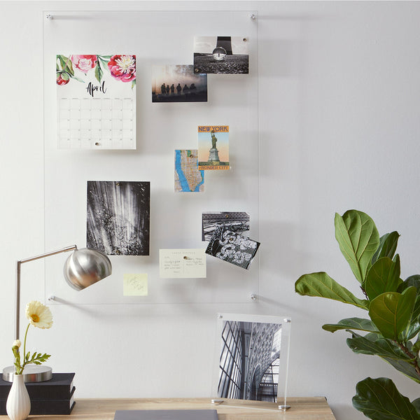 Easy Change Lucite Float Frame + Magnets