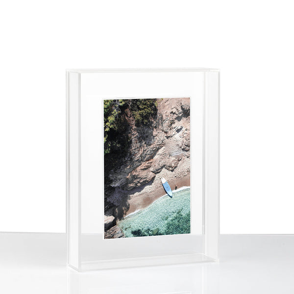 Float Frame for Tabletop or Wall with Magnetic Photo Holder