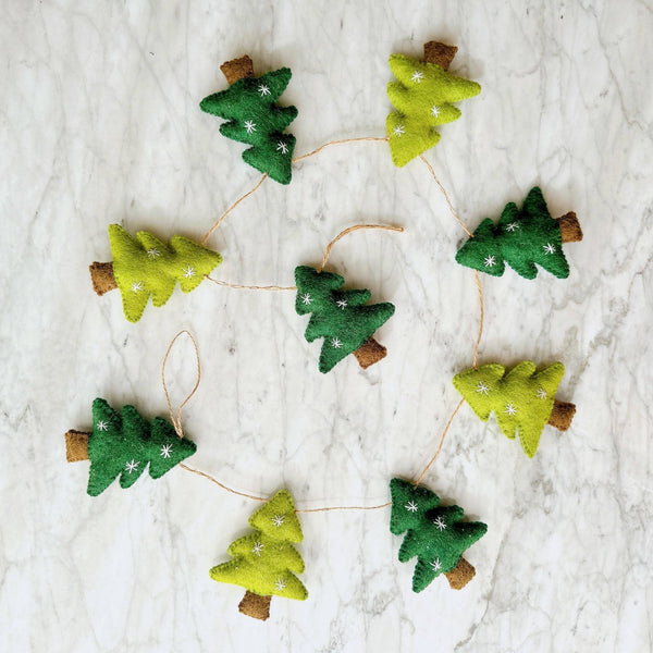 Christmas Tree Garland with Jute Thread