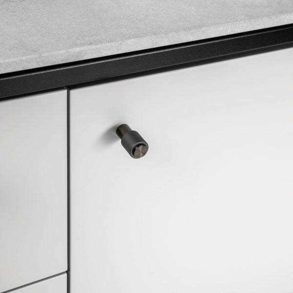 FURNITURE KNOB / CAST