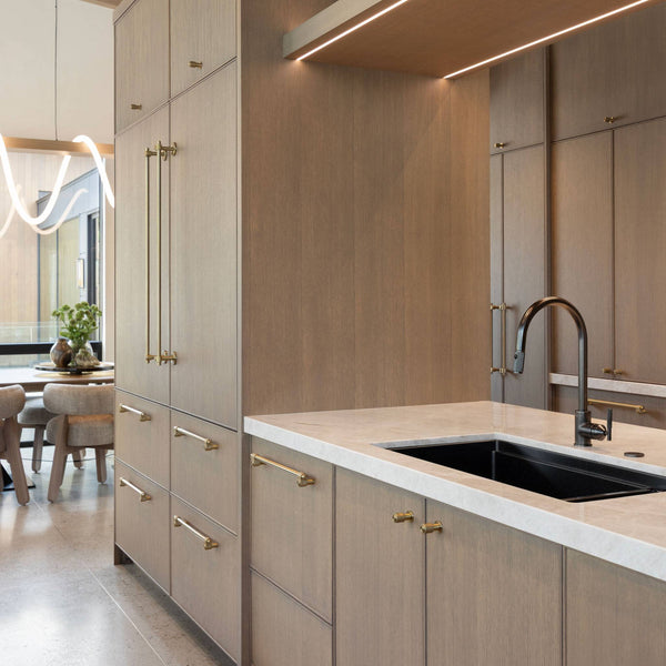 KITCHEN FAUCET / PULL-OUT WITH DUAL SPRAY / CROSS