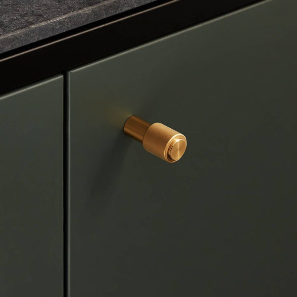 FURNITURE KNOB / CAST