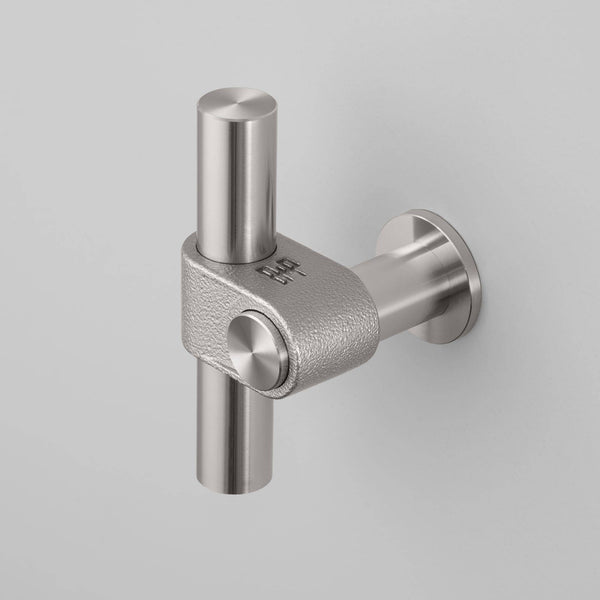 T-BAR / CAST