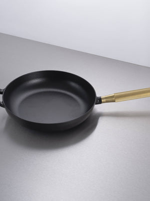 PAN / 11.02 INCHES / CROSS / STAUB / BRASS