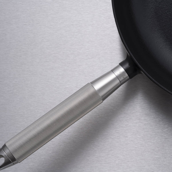 PAN / 11.02 INCHES / CROSS / STAUB / STEEL