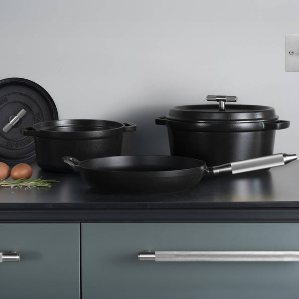PAN / 11.02 INCHES / CROSS / STAUB