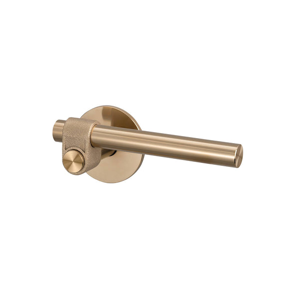 DOOR HANDLE SET / PASSAGE / CAST / LATCH INCLUDED
