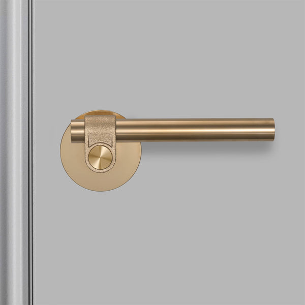 DOOR HANDLE SET / PASSAGE / CAST / LATCH INCLUDED