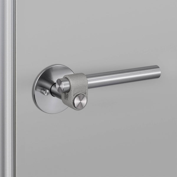 DOOR HANDLE SET / PRIVACY / CAST / LATCH INCLUDED