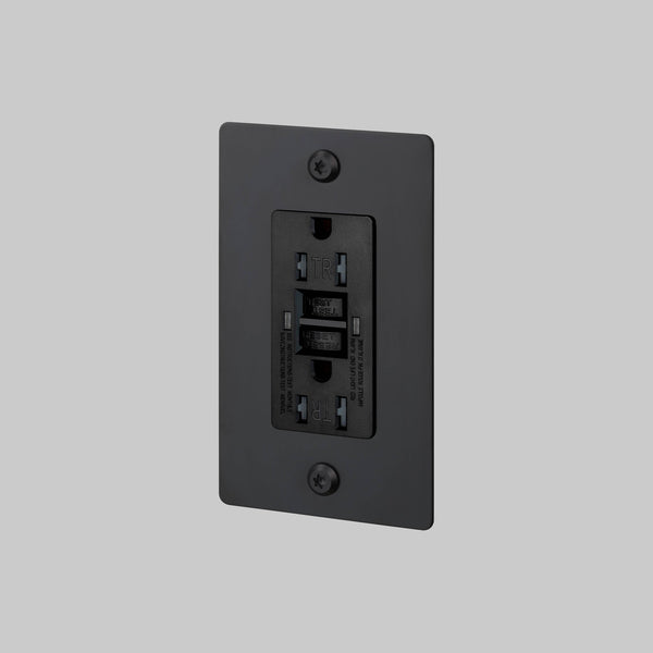 1G DUPLEX OUTLET / GFCI / LINEAR / WITHOUT LOGO