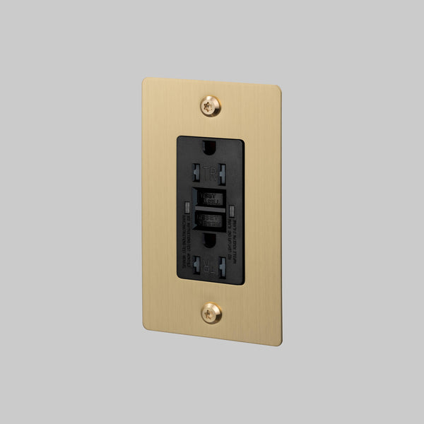 1G DUPLEX OUTLET / GFCI / LINEAR / WITHOUT LOGO
