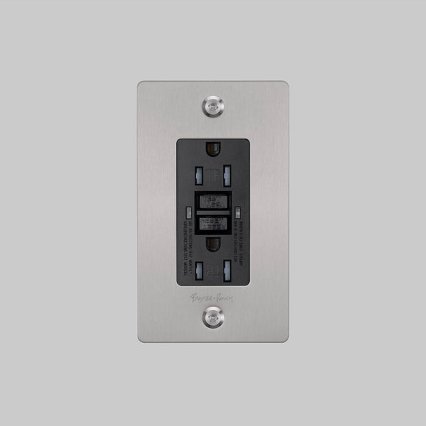 1G DUPLEX OUTLET / GFCI / LINEAR / WITH LOGO