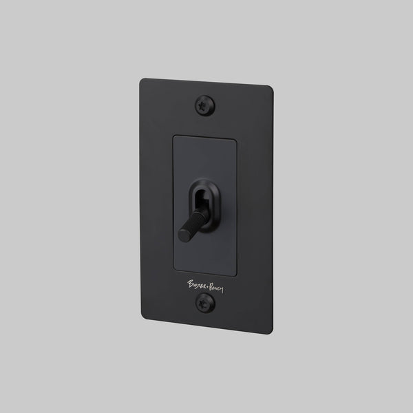 1G TOGGLE / LINEAR / WITH LOGO
