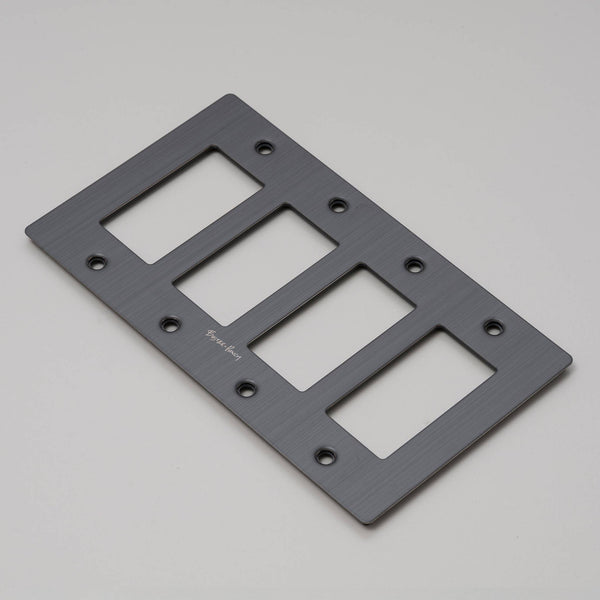 4G PLATE / WITH LOGO