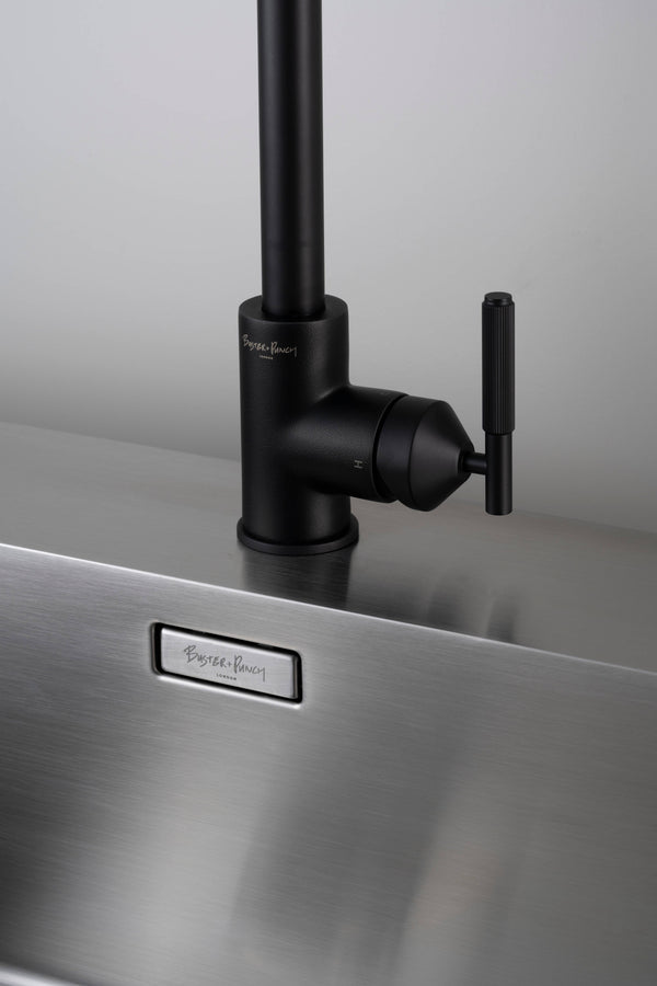 KITCHEN FAUCET / PULL-OUT WITH DUAL SPRAY / LINEAR