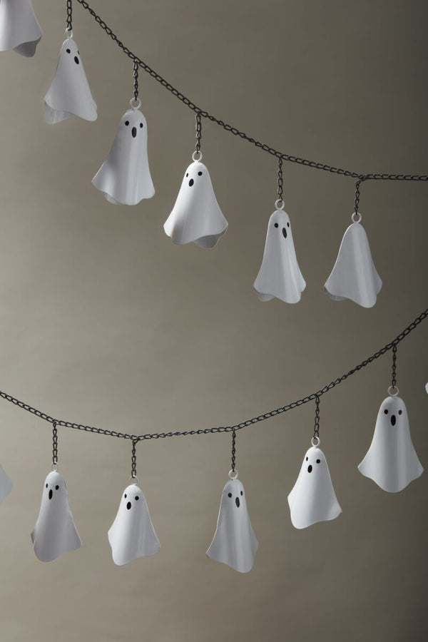 Ghost Garlands